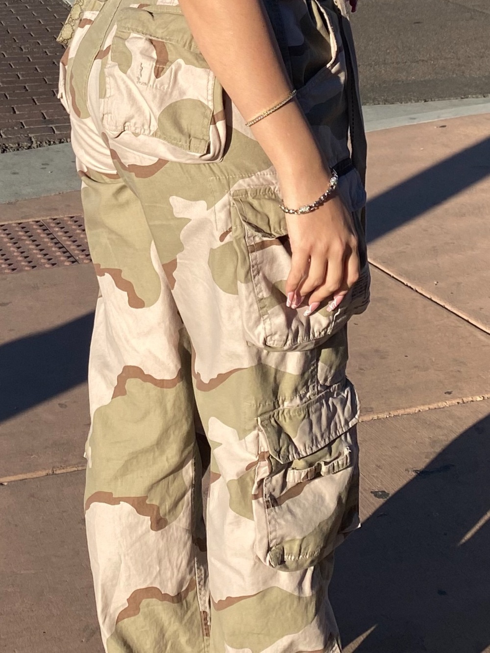Women's Wide Leg Camouflage Cargo Pants - Tan & Green